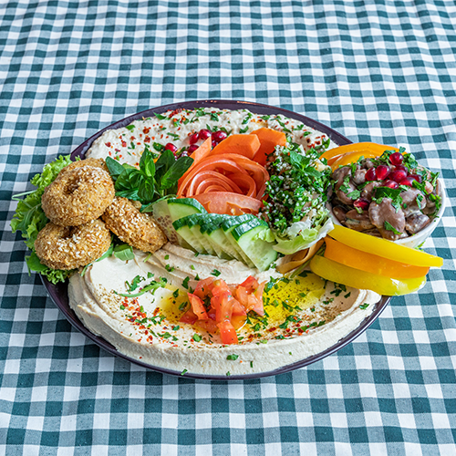 Falafel mit Hummus und Fuhl Tabbule