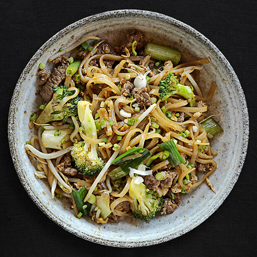 Fried noodles with beef
