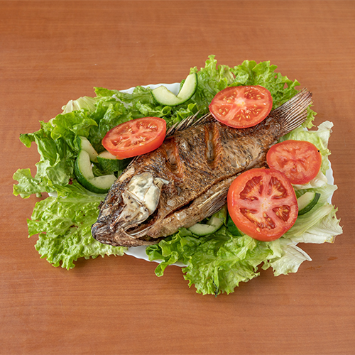 Poisson braisé (poisson tilapia)