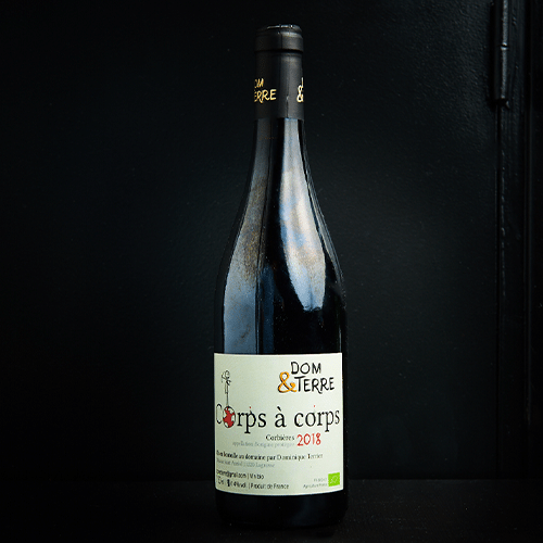 Vin rouge corps à corps