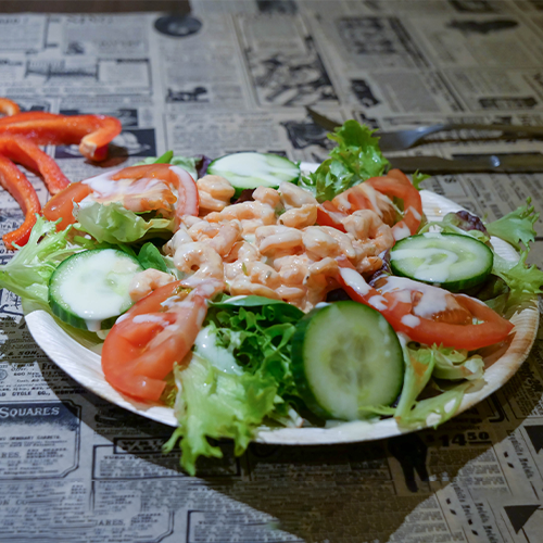 Avocado shrimps salad
