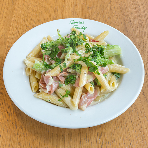 Penne crème speck et brocolis