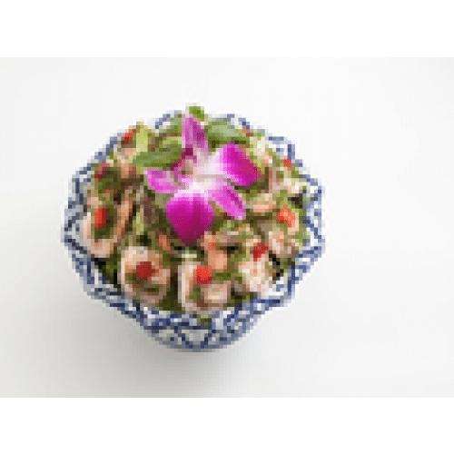 Salade de crevettes marinées au jus de citron et noix de coco