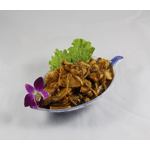 Poulet sauté aux oignons parfumés à la sauce saté
