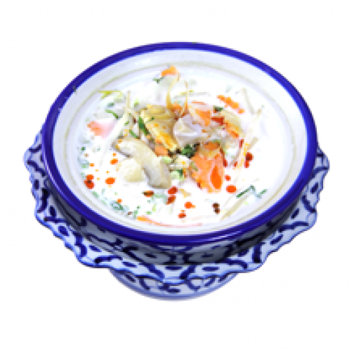 Soupe de légumes au lait coco parfumée au galanga