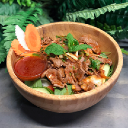 Salade de boeuf Thaï