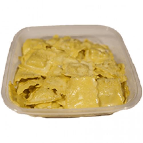 Cheese raviolis with 4 cheese sauce