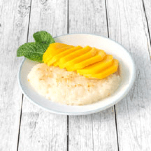 Sticky rice with coconut milk and mango