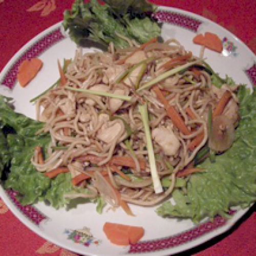 Nouilles sautées au poulet