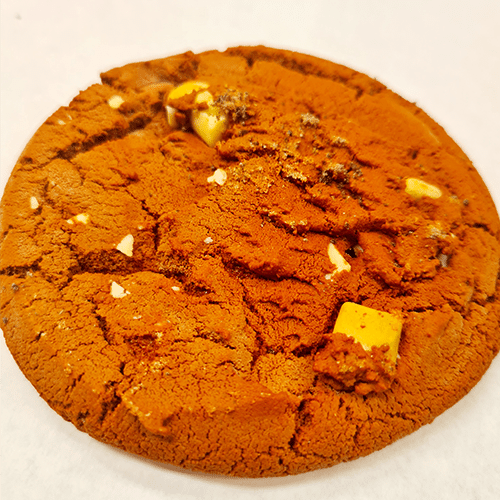 Red velvet cookie large