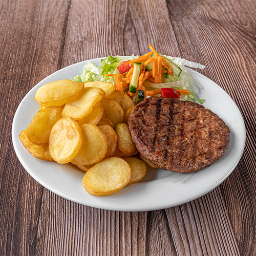 Aardappelschijfjes en hamburger