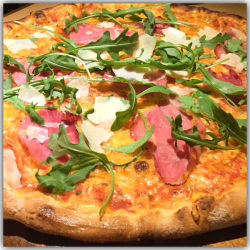 Pizza prosciutto