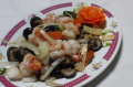 Chinese mushrooms with shrimps in oyster sauce