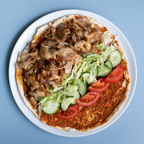 Turkse pizza kipdöner