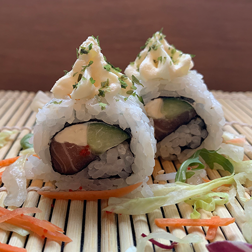 Sake cheese maki