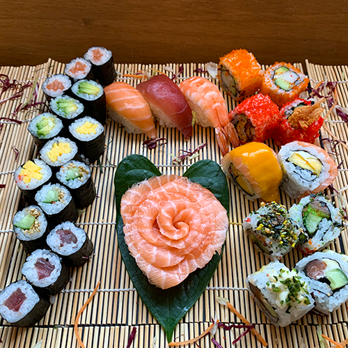 Sushi box 7