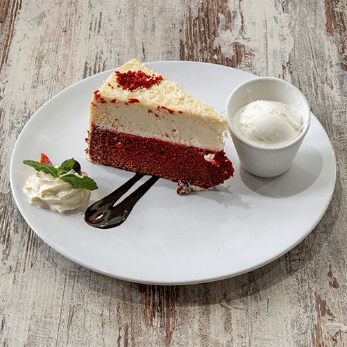 Red velvet cheesecake