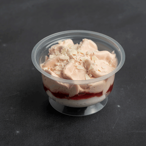 Strawberry-whipped cream dessert