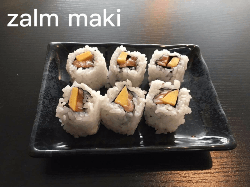 Salmon maki