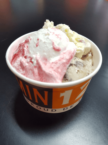 Ice cream cup 3 flavors