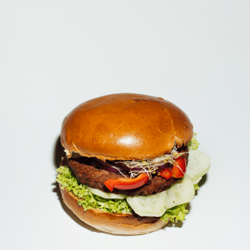 Burger Smak Miesiąca Mielony Babci z Mizerią.
