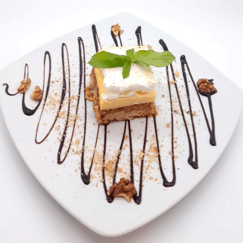 Tort in 3 culori